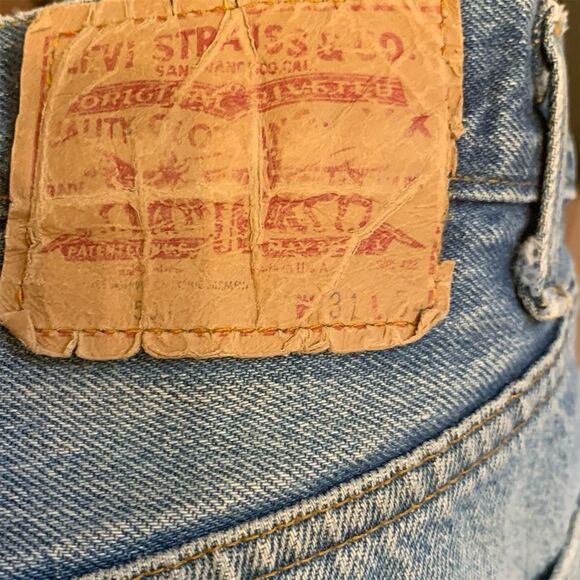 Vintage Levi's 501 Women's Distressed Button Fly Jeans Blue Size 31x31 - Picture 5 of 6